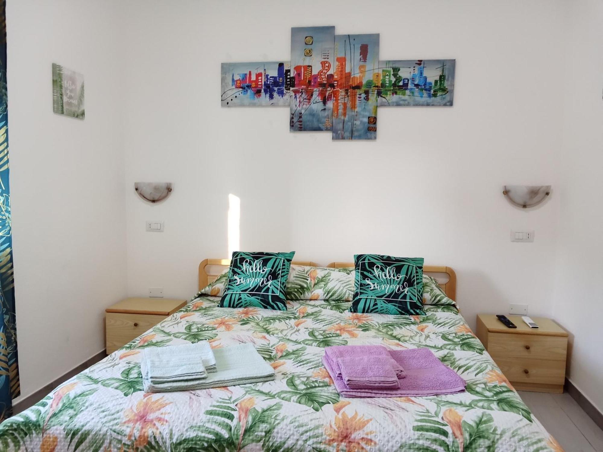 Bed and Breakfast Gigi&Mary Альгеро Экстерьер фото